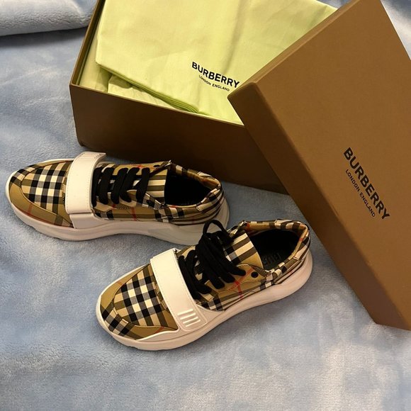 BURBERRY RUNAWAY EXTENTIONS REGIS L LOWSNEAKERSVINTAGE CHECK - Picture 3 of 8